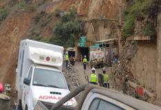 Rescatan con vida a trabajador que quedó atrapado más de tres días en socavón de mina Cobriza