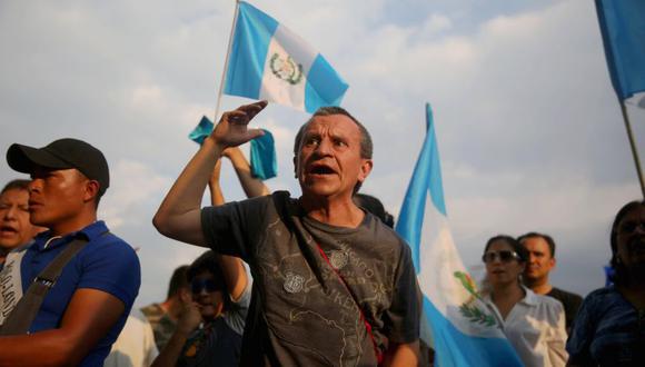 Guatemala | Nuevo caso de corrupción enfurece a guatemaltecos: exigen que Morales renuncie. (Foto: EFE)
