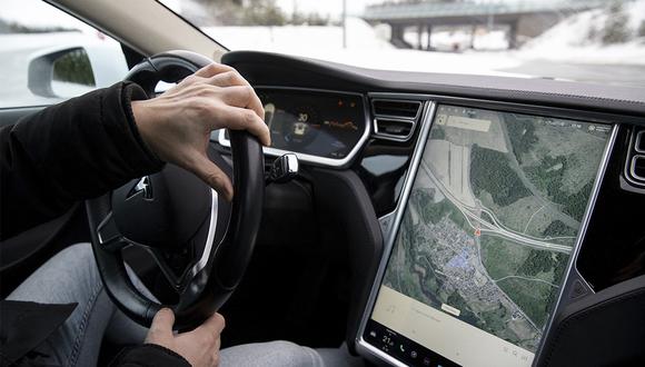 Tesla tiene la meta de conseguir el auto completamente autónomo. Luego de varios años, aun no lo ha logrado. (Foto: AFP)