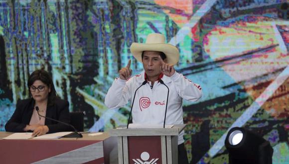 En su cierre del debate presidencial organizado por el Jurado Nacional de Elecciones (JNE), Castillo Terrones indicó que “es necesario cambiar la triste y negra historia” del Perú. (Foto: GEC)