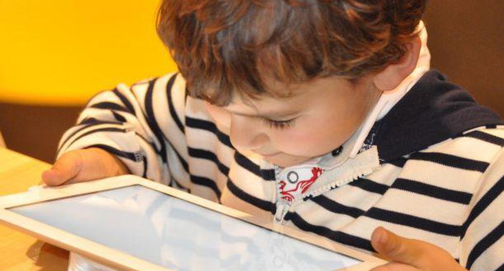 Los padres debemos estar atentos a los cambios en el comportamiento de los hijos para que no desarrollen tecnoadicción. (Foto: Pixabay)