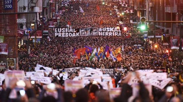 ETA: Gigantesca manifestación en Bilbao por presos vascos - 1