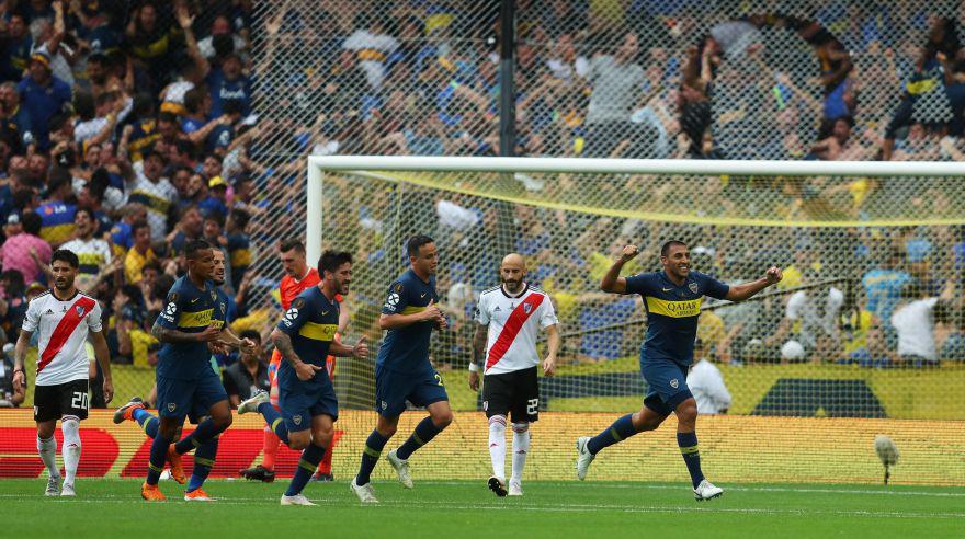 Boca Juniors vs. River Plate se midieron por la final soñada de la Copa Libertadores. Estas son las mejores imágenes del primer tiempo del encuentro (Foto: REUTERS)