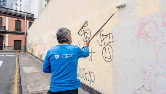 Eliminan pintas y retiran publicidad no autorizada en espacios públicos del Cercado de Lima. (Foto: Municipalidad de Lima)