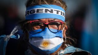 Argentina registra récord de 235 muertos por coronavirus en un día y supera los 300.000 contagios