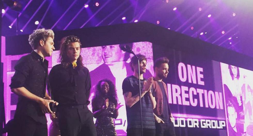 One Direction cantó 'Perfect' en los American Music Awards 2015. (Foto: Instagram)