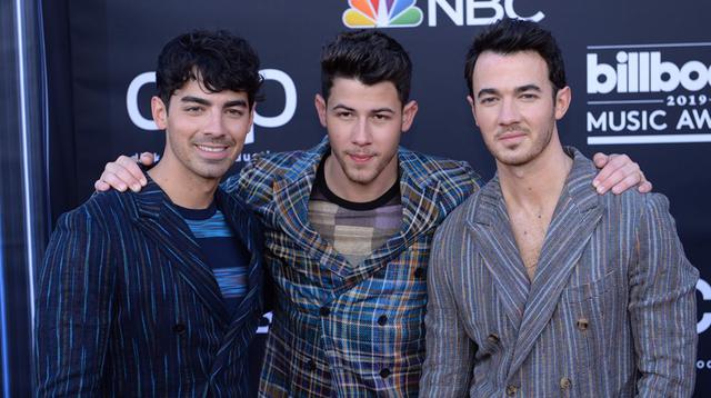 Los Jonas Brothers en la alfombra roja de los Billboard Music Awards 2019. (Foto: Agencias)