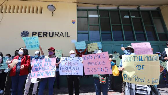 Cusco: plantón y movilizaciones contra tarifas de PeruRail e Inca Rail. (Foto: Melissa Valdivia)