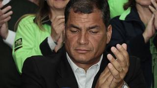 Correa pidió la renuncia de sus ministros tras revés electoral