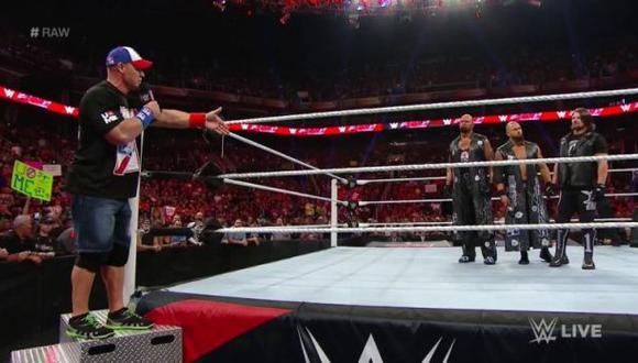 John Cena recibió paliza de AJ Styles y The Club [VIDEO]