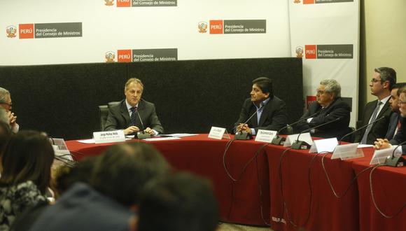 Muñoz se reunió con representantes de las empresas operadoras, la contraloría, el MEF y el MTC. (Foto: Difusión)