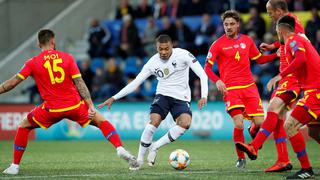 Kylian Mbappé marcó el 1-0 con sutil vaselina en duelo entre Francia vs. Andorra por Eliminatorias Euro 2020