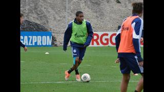 Jefferson Farfán se recuperó de lesión y entrena con el Schalke