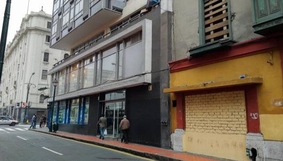 Cercado: joven fallece tras caer de edificio en Jr. Camaná
