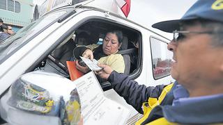 Buses con papeletas impagas podrán obtener permisos para circular en Lima
