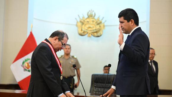 Gerardo López Gonzales presta juramento al cargo de Superintendente Nacional de Aduanas y de Administración Tributaria de la SUNAT. (Foto: Difusión)