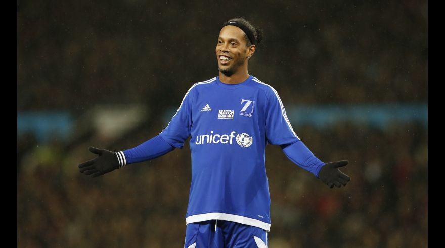 En múltiples ocasiones, Ronaldinho argumentó insomnio crónico, para evitar las duras sesiones de entrenamiento. Foto: reuters