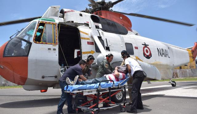 El tripulante fue trasladado de emergencia en un helicóptero al área de cuidados intensivos del Centro Médico Naval “Cirujano Mayor Santiago Távara” para recibir la atención inmediata. (Marina de Guerra del Perú)