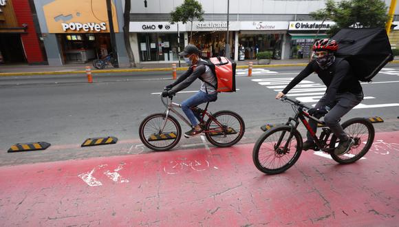 El número de servicios solicitados a través de las plataformas digitales de delivery llegaron a 2.6 millones en abril del 2021. (Foto: Eduardo Cavero / GEC)