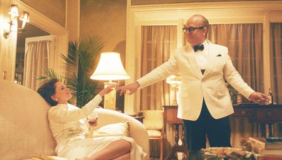 Naomi Watts como Babe Paley y Tom Hollander como Truman Capote: dos actuaciones notables en "Feud: Capote vs. The Swans", serie de Star+. (Star+)