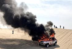 Vehículo de Alicia Reina se incendia en Pisco y queda fuera del Dakar 2018