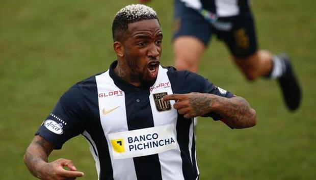Jefferson Farfán would debut with Alianza Lima in 2022 against Sporting Cristal on Sunday, March 6.  Photo: League 1.