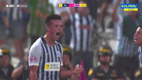 Alianza Lima vs. Sport Boys: Mauricio Affonso aprovechó error de Ortiz para el 1-0 | Foto: Captura