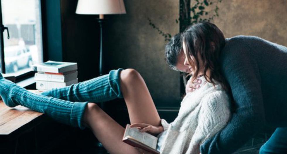8 cosas que le pasan a una mujer cuando se enamora de un libro . (Foto: Difusión)