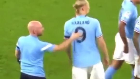 El buen gesto de Haaland con utilero del Manchester City previo a partido por Champions | Foto: captura video