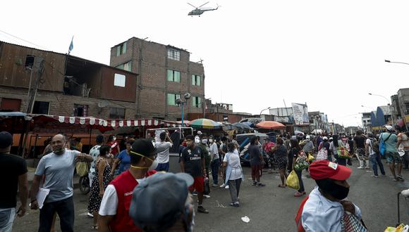 Cerrarán por 10 días los negocios del cuadrante que comprende el mercado de Caquetá en San Martín de Porres. (Foto: Miguel Yovera)