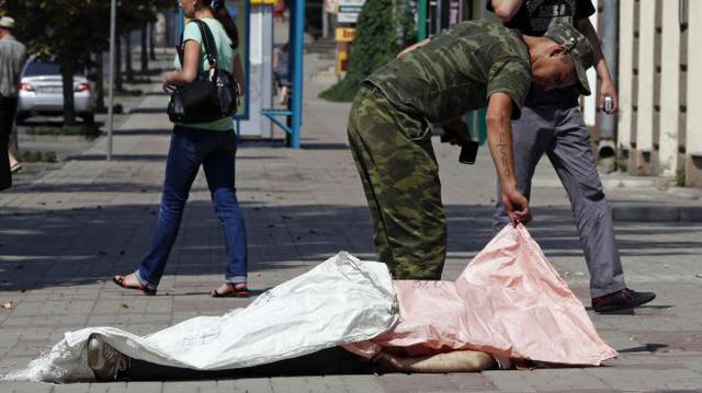 Ucrania: la rebelde Donetsk es bombardeada por primera vez - 1