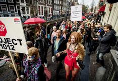 Ámsterdam: Prostitutas protestan por nuevas políticas en zona roja
