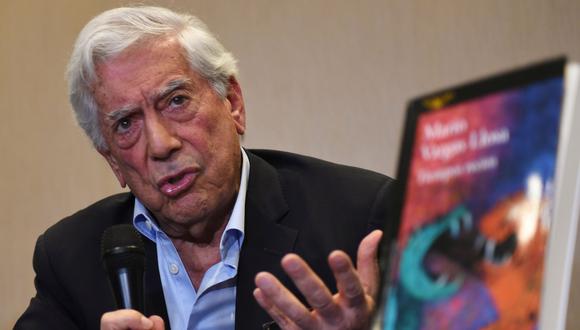 Mario Vargas Llosa aseguró que en Chile no hay pobreza extrema, pero es falso. (AFP / ORLANDO ESTRADA).