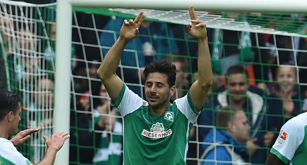 Con Claudio Pizarro, Werder Bremen derrotó al Wolfsburgo por la Bundesliga. (Foto: EFE)
