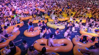 Fiesta multitudinaria en Wuhan, foco original del coronavirus: las imágenes más impactantes de la semana