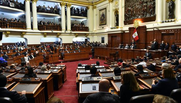 "El Congreso no representará cabalmente a los ciudadanos. Habrá menos 'representación'. Eso no es más, sino menos democracia; no es más, sino menos Constitución". (Foto: AFP/ Archivo)