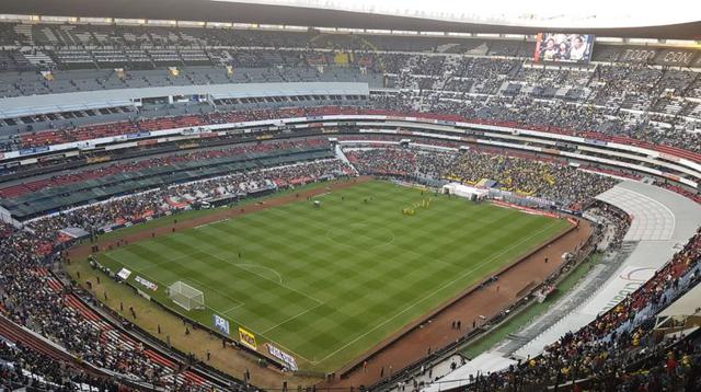 Foto 5 | Estadio Azteca (Ciudad de México, México). Construido en 1966, es uno de los estadios más grandes del mundo y casa del Club América. Fue sede de las finales de 1970, cuando Brasil se convirtió en tricampeón al derrotar a Italia por 4 a 1 de la mano de Pelé; y cuando Maradona alcanzó la gloria al liderar la Argentina que derrotó a Alemania por 3 a 2. (Foto: Google Maps)