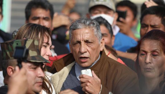 Antauro Humala es investigado por apología del terrorismo. (@GEC)