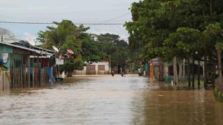 Defensa Civil entregó ayuda humanitaria a miles de damnificados