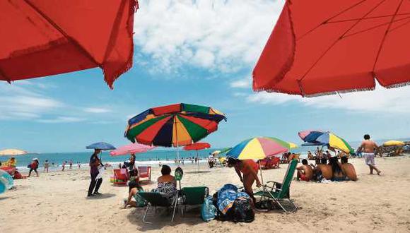 Costa Verde: alquiler de sombrillas quita espacio a bañistas