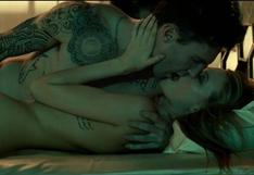 Adam Levine y Behati Prinsloo se desnudan en candente video de Maroon 5
