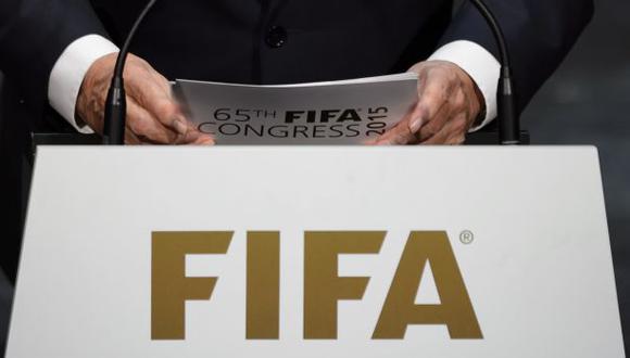 Funcionario FIFA detenido en Suiza acepta extradición a EE.UU.