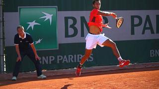 Un nuevo auspiciador y más de 100 mil dólares de premio: las otras victorias de Varillas en Roland Garros