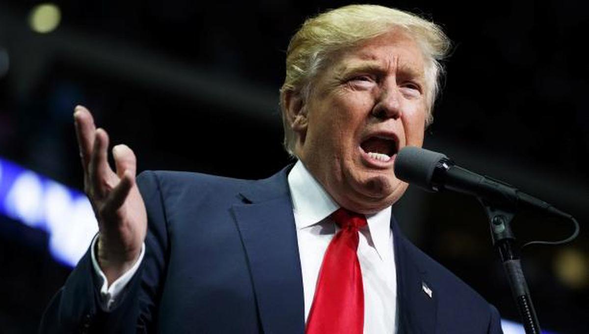 Asesor de Donald Trump: Quienes protestan son "llorones"