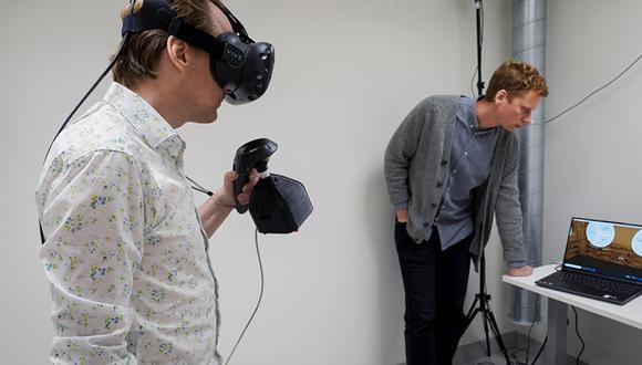 Un grupo de investigación desarrolló un juego de realidad virtual que usa el sentido del olfato. (Foto: su.se)