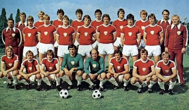 El Dynamo Berlin levantó diez veces la DDR-Oberliga. Fue el club más ganador del desaparecido certamen. (Foto: Agencias)