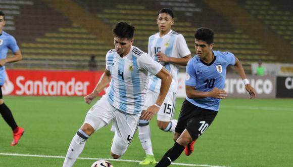 Argentina venció 1-0 a Uruguay por la segunda fecha del Hexagon Final del Sudamericano Sub 17. | Foto: Argentina