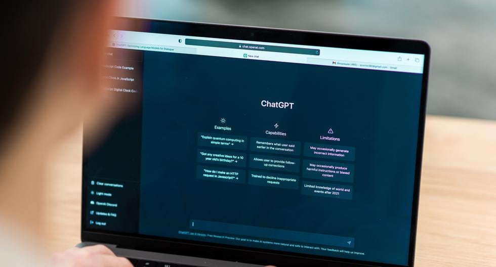 Threads will begin paying conteChat creatorsGPT will be able to use content from the ‘Financial Times’ in its responses after an agreement with the media outlet |  TECHNOLOGY