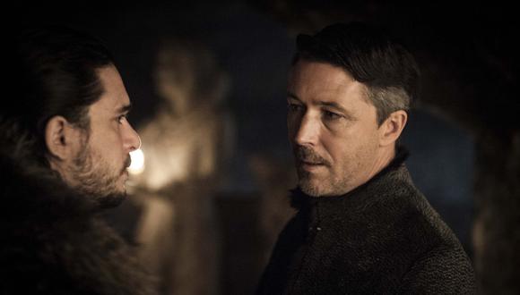 Jon Snow (Kit Harington) conversa con Petyr Baelish (Aidan Gillen). Al parecer, cuando Sansa no le hace caso, 'Meñique' irá tras el nuevo Rey en el Norte. (Foto: HBO)