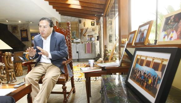 ALEJANDRO TOLEDO, LIDER DEL PARTIDO POLITICO PERU POSIBLE  EX PRESIDENTE DEL PERU, CONCEDIO UNA ENTREVISTA AL DIARIO TROME EN SU CASA DE LA MOLINA EN CAMACHO.